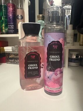 Bath & Body Works Ghoul Friend Body Wash & Mist - Pink